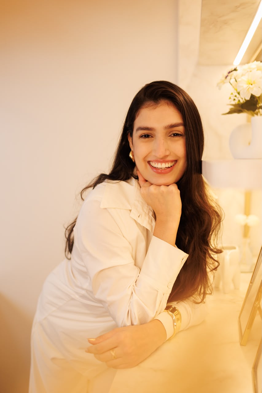 Fernanda Maranhão, cirurgiã-dentista, na Clínica Éleve Odontologia